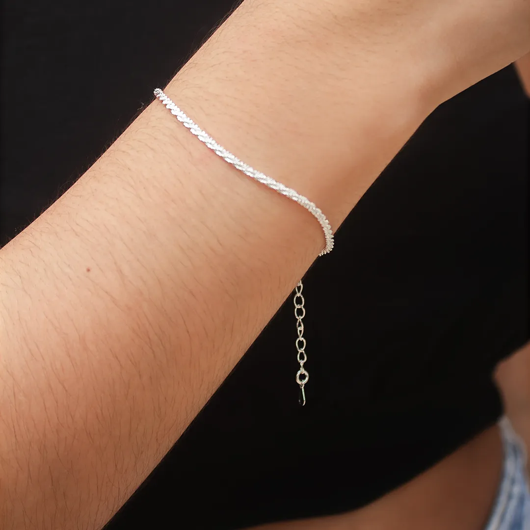 PULSEIRA CORRENTE TORCIDA DIAMANTADA PULSEIRA CORRENTE TORCIDA DIAMANTADA